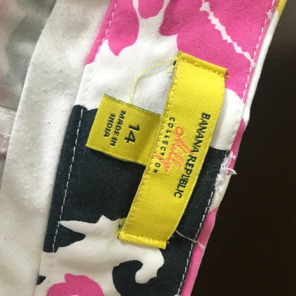 Banana Republic Milly Colorful Hibiscus Shorts 14 - Picture 3 of 5